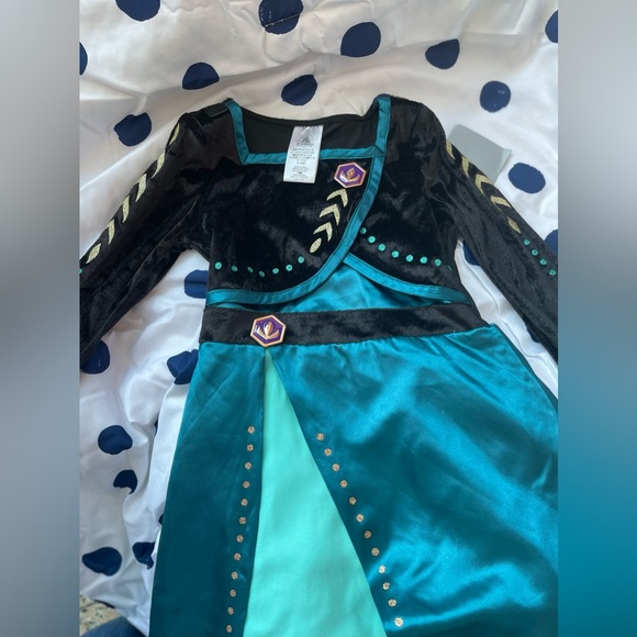Disney Frozen 2 Anna Costume - Picture 4 of 7